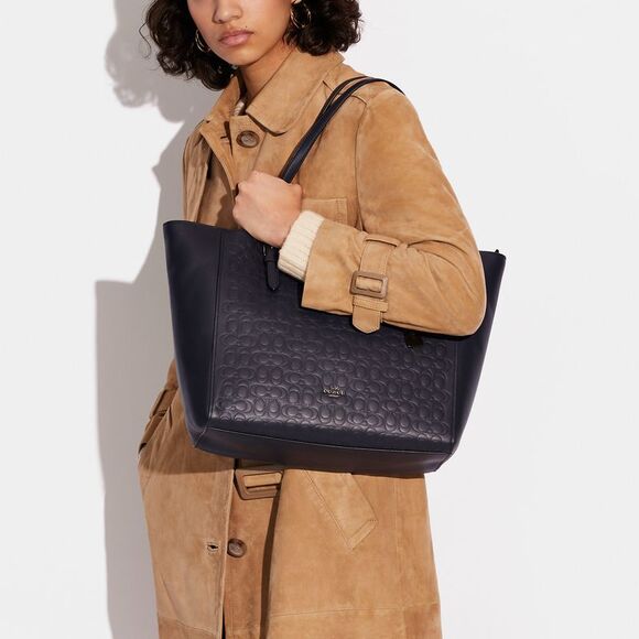 ALMOST PERFECT Coach Turnlock Tote In Signature Leather - Picture 4 of 6